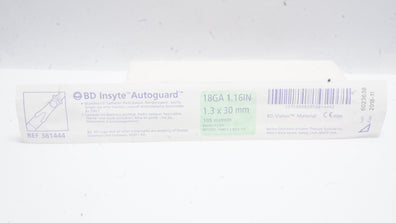 BD 381444 Insyte Autoguard 18Ga x 1.16inch (x)